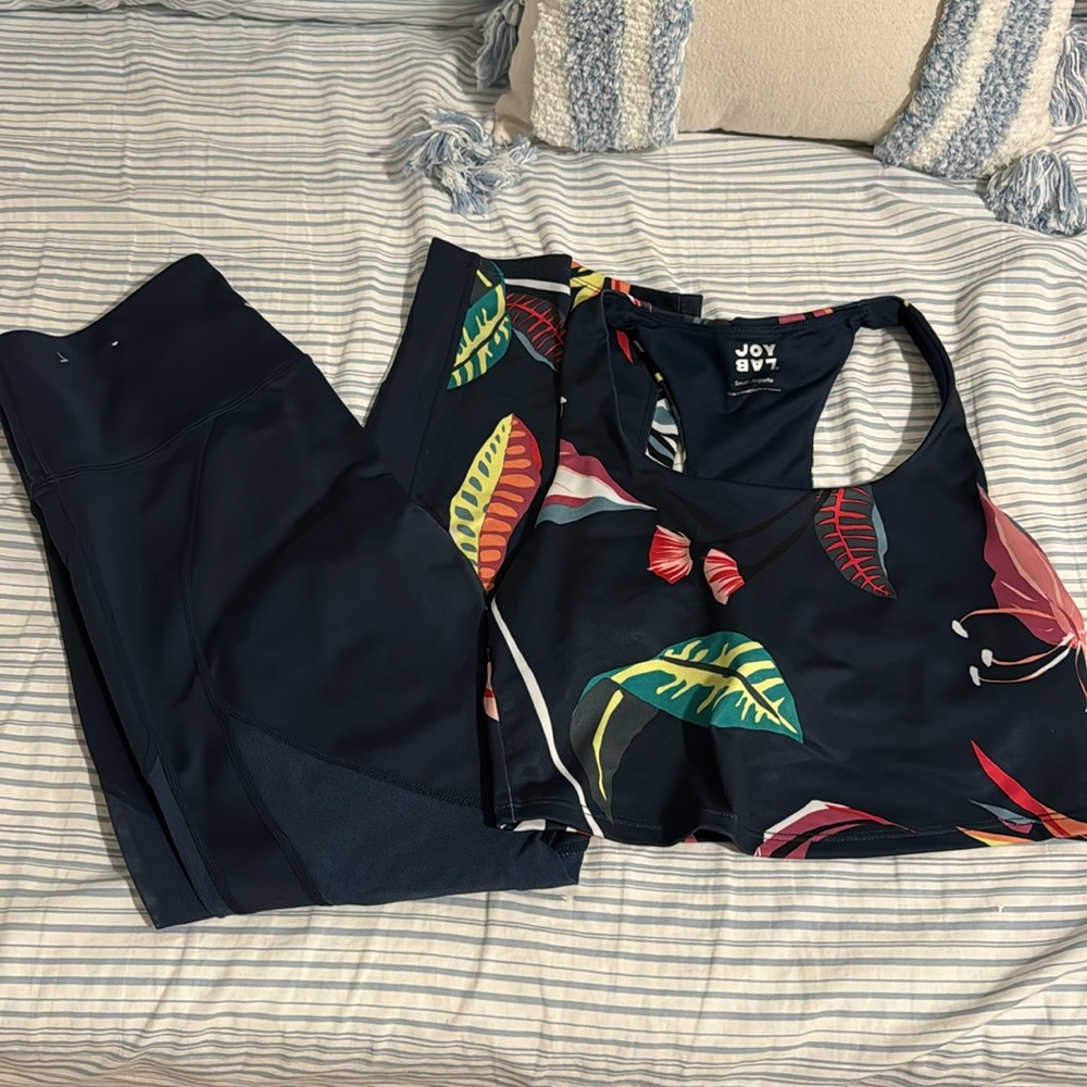 JoyLab by Target activewear set leggings and sports bra small